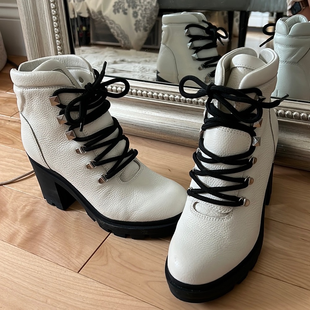 Marc Fisher Ltd white tie boots